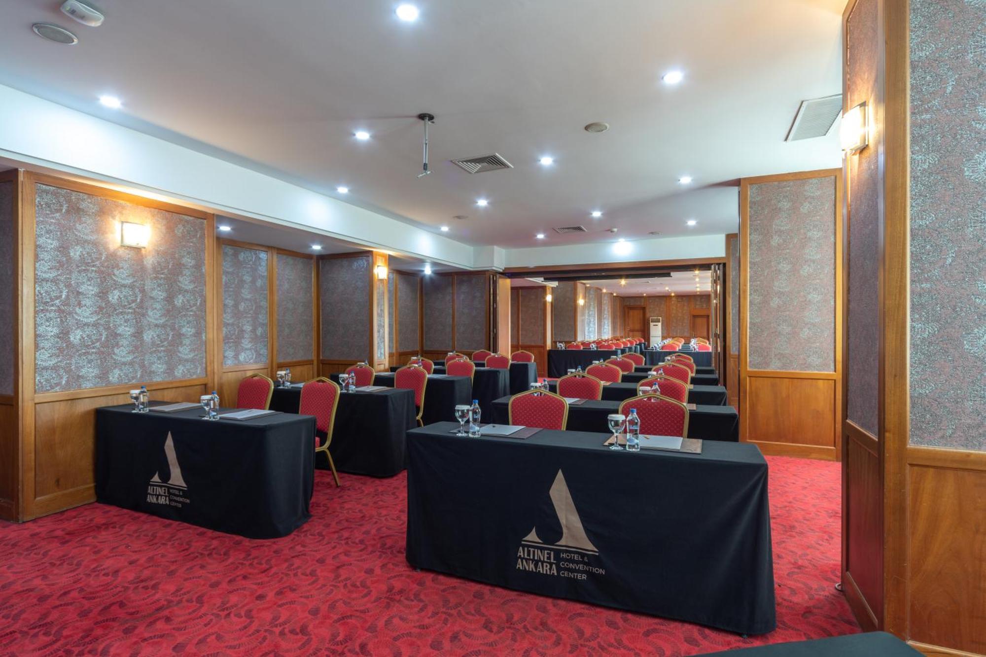 Altinel & Convention Center 5* אנקרה